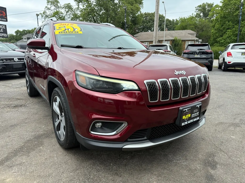 Red 2019 JEEP CHEROKEE LIMITED for sale in Hobart, IN