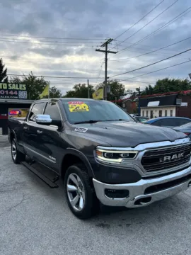 Gray 2019 RAM 1500 LIMITED for sale in Hammond, IN