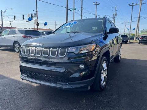 Another view of 2022 JEEP COMPASS LATITUDE LUX for sale in Highland, IN at Pro Auto Finance Highland