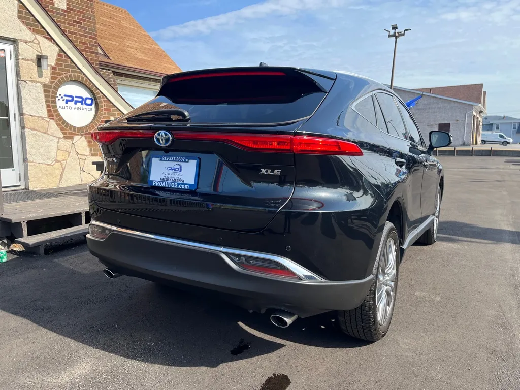 2024 Toyota Venza XLE - Photo 7