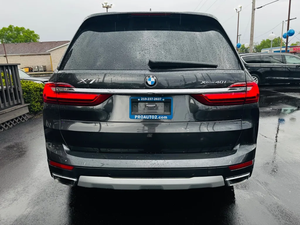 2021 BMW X7 40i - Photo 8
