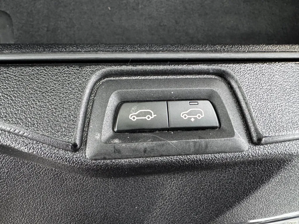 2021 BMW X7 40i - Photo 34