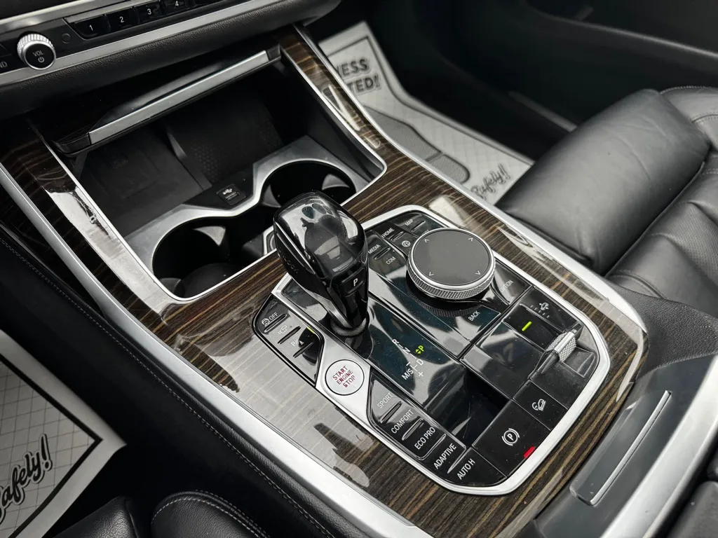 2021 BMW X7 40i - Photo 26