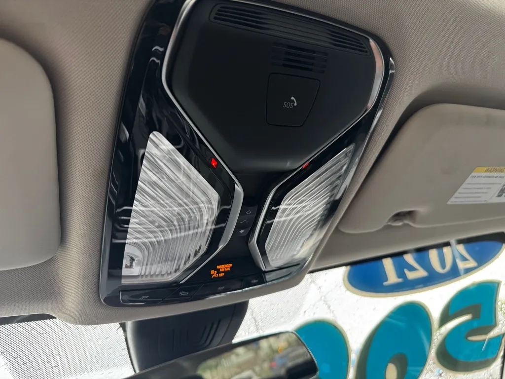2021 BMW X7 40i - Photo 27