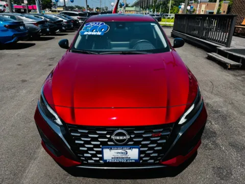 More photos of 2023 NISSAN ALTIMA 2.5 SR at Pro Auto Finance Highland, IN