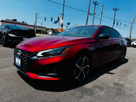 More photos of 2023 NISSAN ALTIMA 2.5 SR at Pro Auto Finance Highland, IN