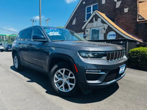 Gray 2023 JEEP GRAND CHEROKEE LIMITED for sale in Highland, IN