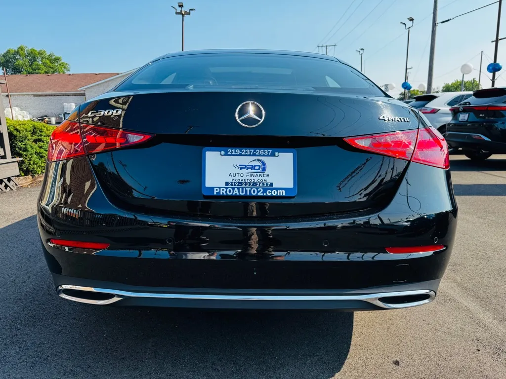 2025 Mercedes-Benz C-Class Sedan C 300 - Photo 9