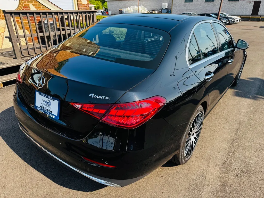 2025 Mercedes-Benz C-Class Sedan C 300 - Photo 12