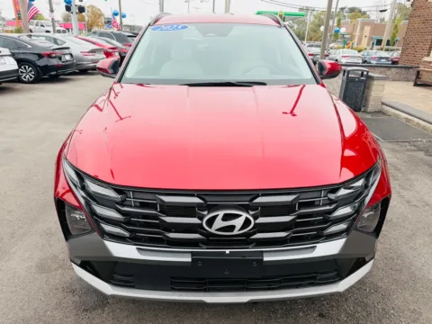 More photos of 2025 HYUNDAI TUCSON SEL at Pro Auto Finance Highland, IN