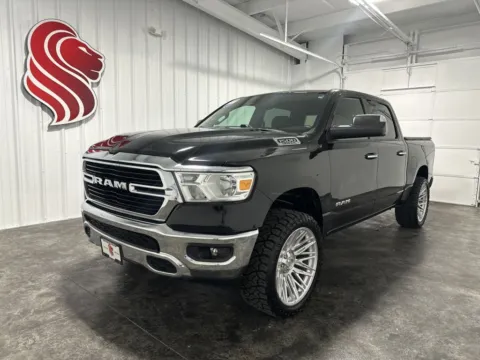 Black 2020 Ram 1500 Big Horn/Lone Star for sale in Evansville, IN