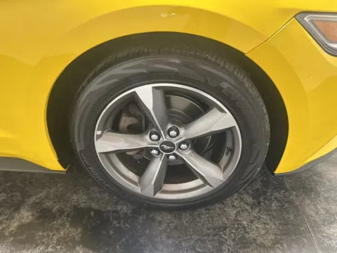 More photos of 2016 Ford Mustang V6 at Integrity Motors Group, IN