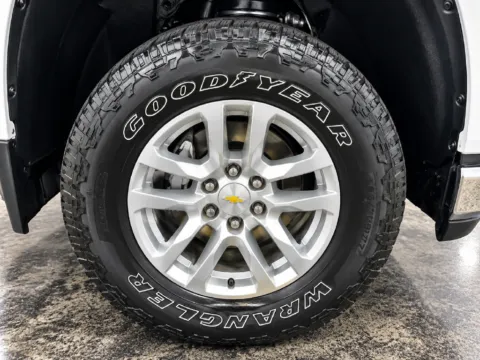 More photos of 2022 Chevrolet Silverado 1500 LTD LT at Integrity Motors Group, IN