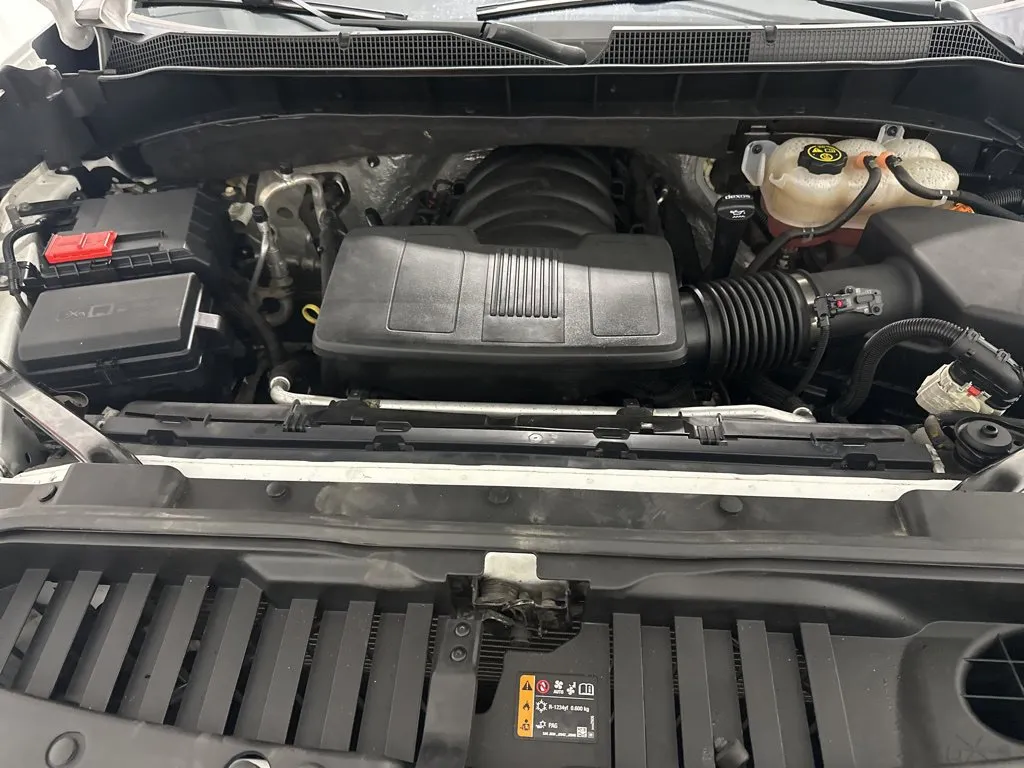 Chevrolet Silverado photo 10