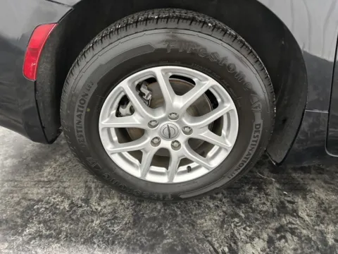 More photos of 2023 Chrysler Voyager LX at Integrity Motors Group, IN