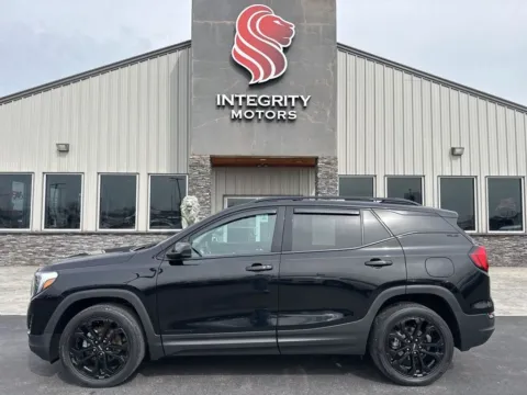 Black 2021 GMC Terrain SLE for sale in Evansville, IN