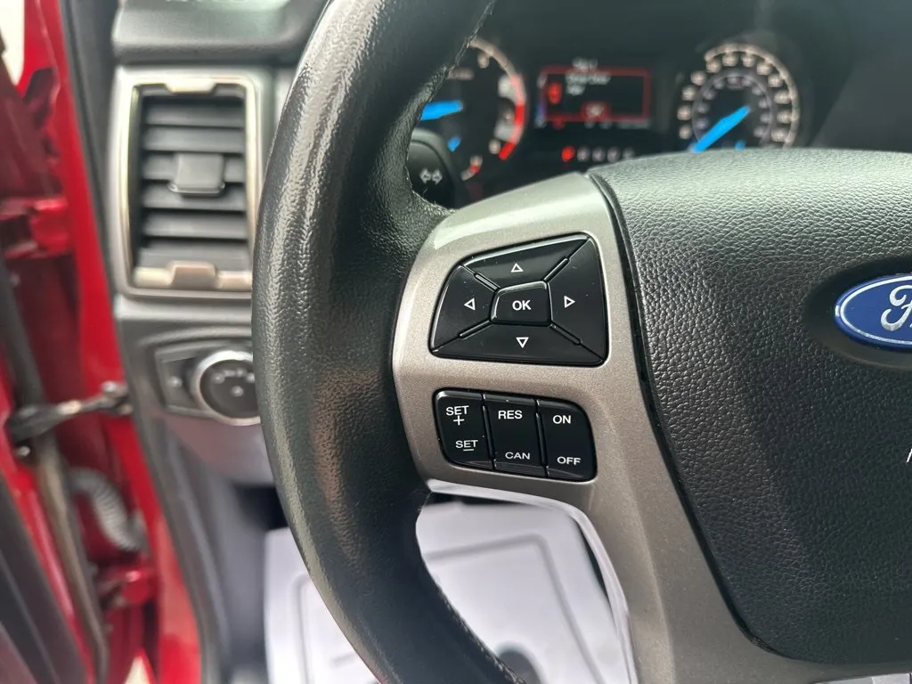 Ford Ranger photo 16