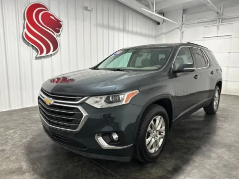 Gray 2019 Chevrolet Traverse LT for sale in Evansville, IN