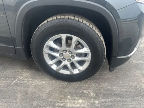 More photos of 2019 Chevrolet Traverse LT at Integrity Motors Group, IN