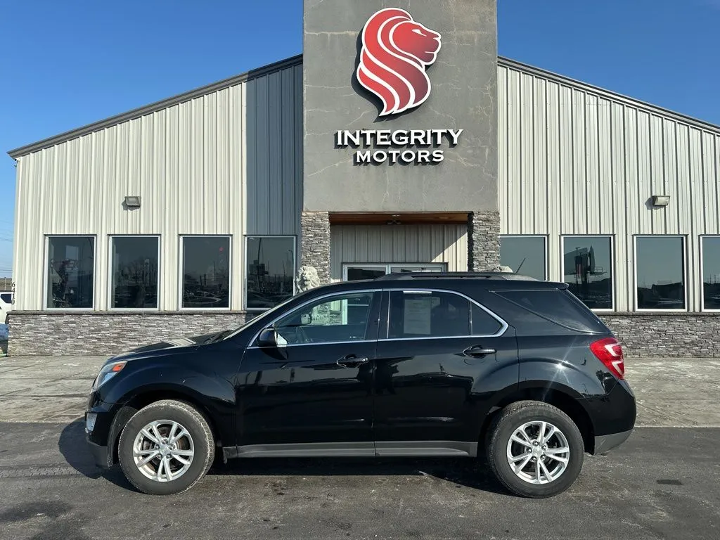 Black 2017 Chevrolet Equinox LT for sale in Evansville, IN