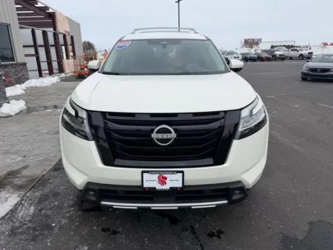 Another view of 2023 Nissan Pathfinder SL for sale in Evansville, IN at Integrity Motors Group