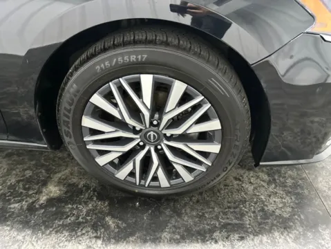 More photos of 2024 Nissan Altima 2.5 SV at Integrity Motors Group, IN