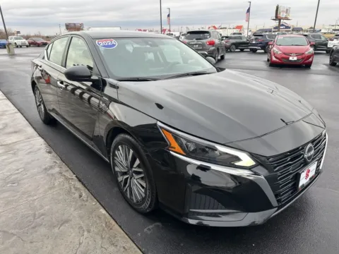 More photos of 2024 Nissan Altima 2.5 SV at Integrity Motors Group, IN