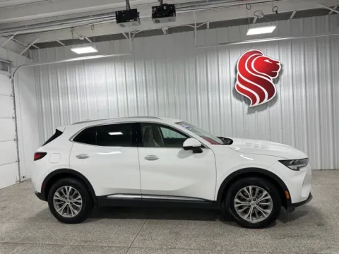 White 2023 Buick Envision Preferred for sale in Evansville, IN