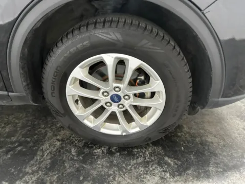 More photos of 2022 Ford Escape SE at Integrity Motors Group, IN