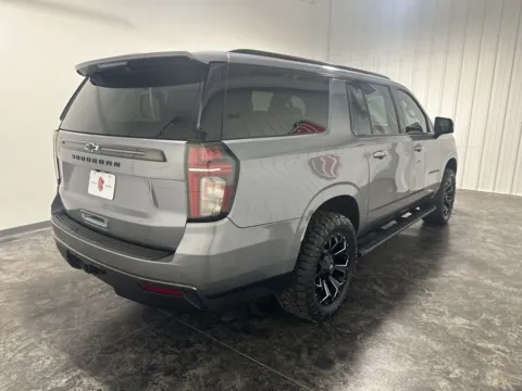 More photos of 2021 Chevrolet Suburban Z71 at Integrity Motors Group, IN