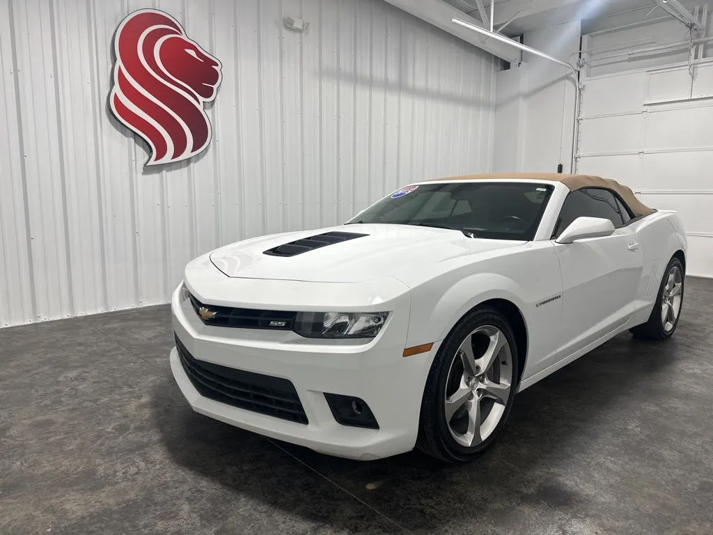White 2015 Chevrolet Camaro SS for sale in Evansville, IN