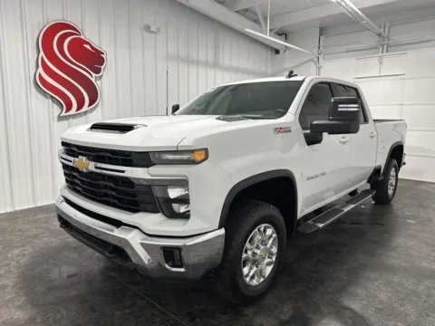 White 2024 Chevrolet Silverado 2500HD LT for sale in Evansville, IN