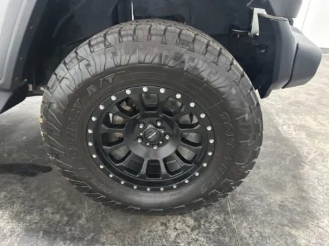 More photos of 2020 Jeep Wrangler Unlimited Sport S at Integrity Motors Group, IN