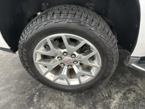 More photos of 2016 GMC Yukon SLT at Integrity Motors Group, IN