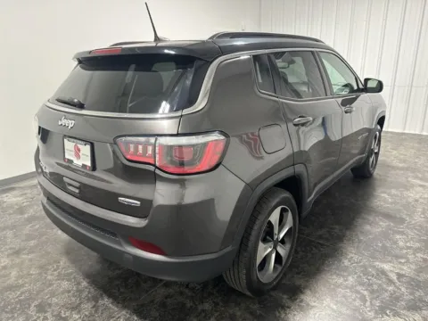 More photos of 2018 Jeep Compass Latitude at Integrity Motors Group, IN