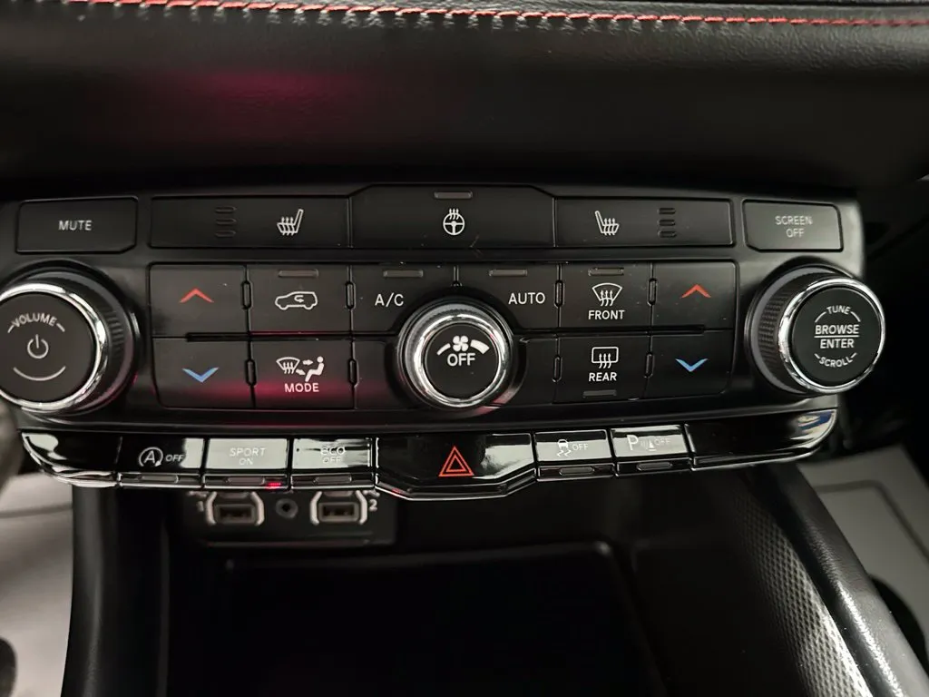Dodge Durango photo 18