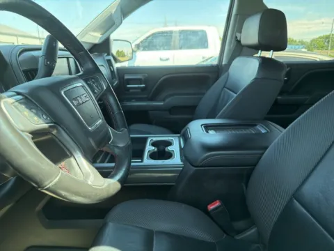 More photos of 2017 GMC Sierra 1500 SLT at Integrity Motors Group, IN