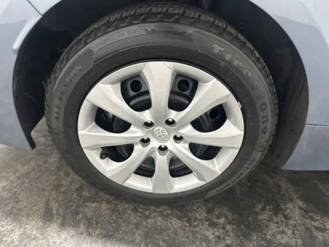 More photos of 2022 Toyota Corolla LE at Integrity Motors Group, IN