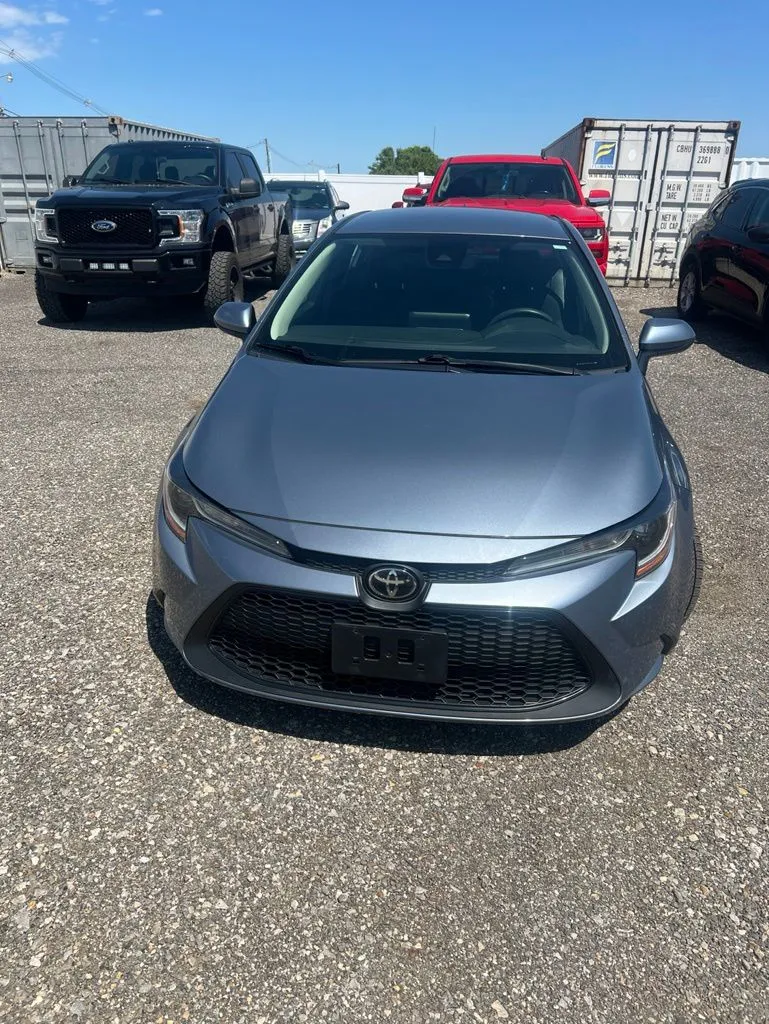Gray 2022 Toyota Corolla LE for sale in Evansville, IN