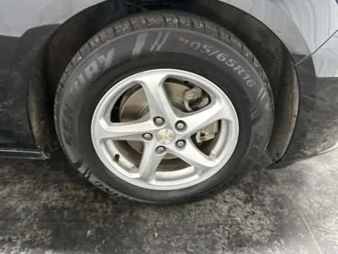More photos of 2017 Chevrolet Malibu LS at Integrity Motors Group, IN