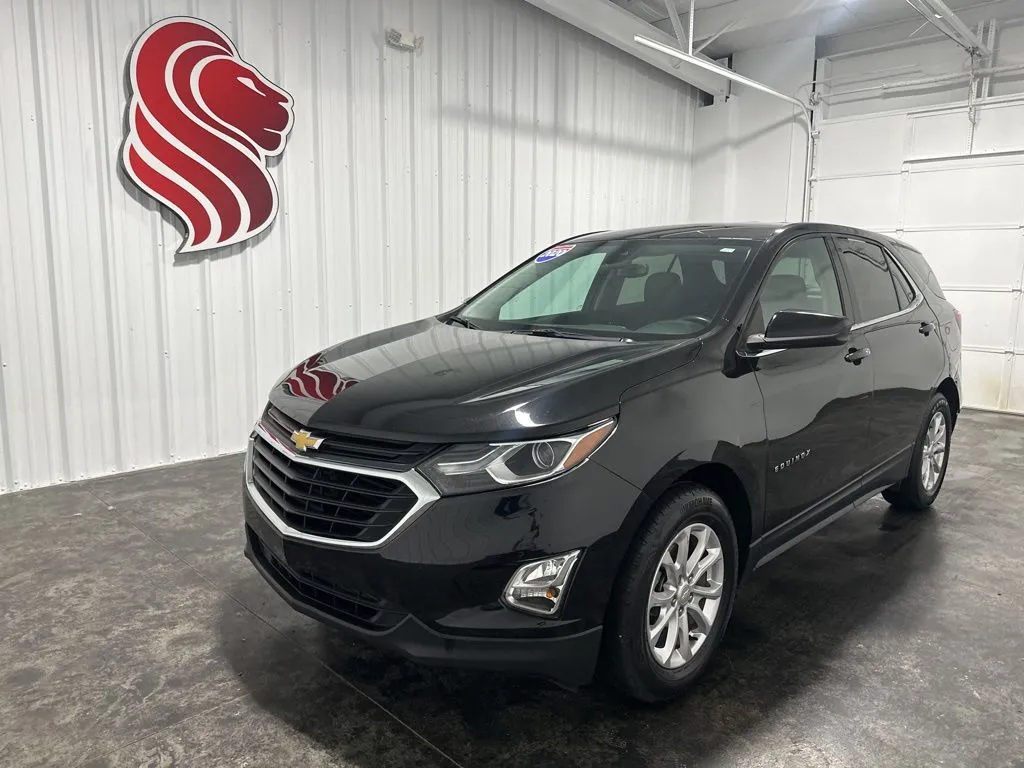Black 2020 Chevrolet Equinox LT for sale in Evansville, IN