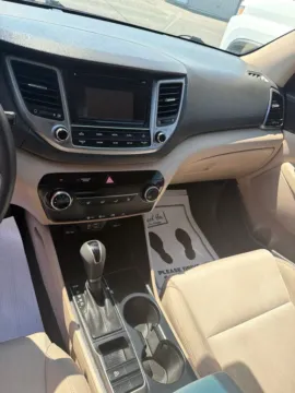 More photos of 2017 Hyundai Tucson SE at Integrity Motors Group, IN