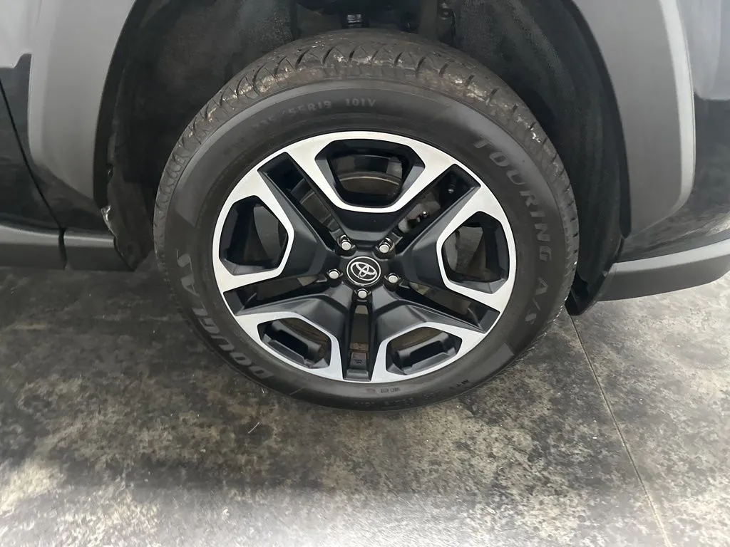 2021 Toyota RAV4 Adventure - Photo 4