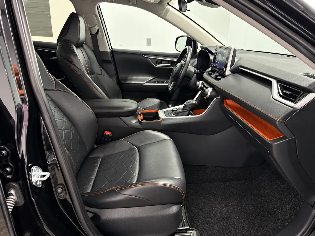 2021 Toyota RAV4 Adventure - Photo 23
