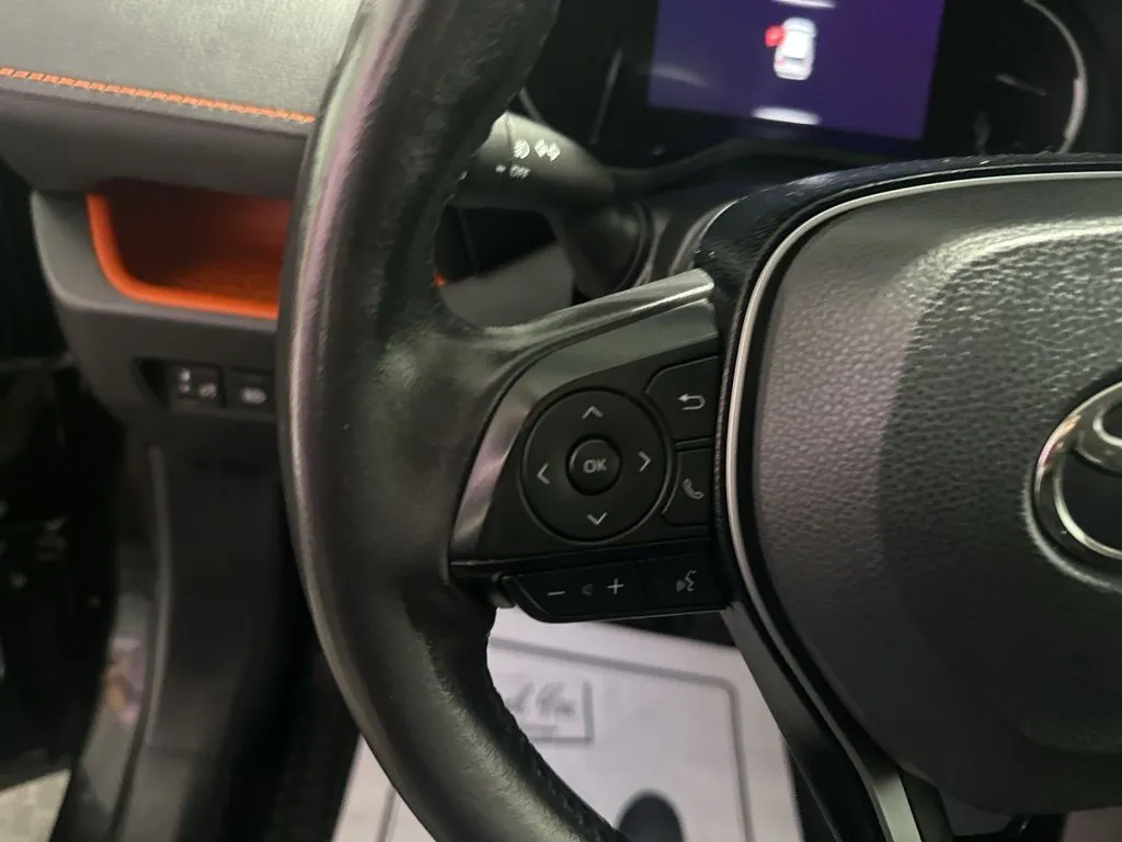 2021 Toyota RAV4 Adventure - Photo 16