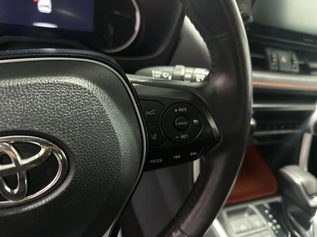 2021 Toyota RAV4 Adventure - Photo 17