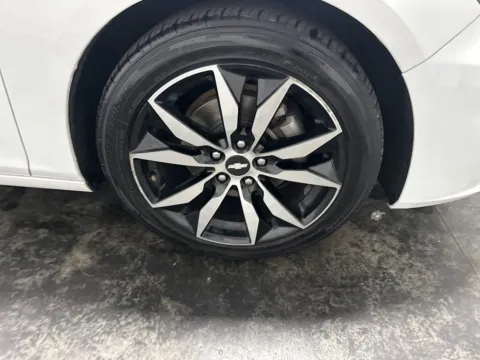 More photos of 2018 Chevrolet Malibu LT at Integrity Motors Group, IN
