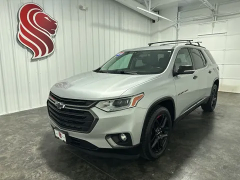 Silver 2019 Chevrolet Traverse Premier for sale in Evansville, IN