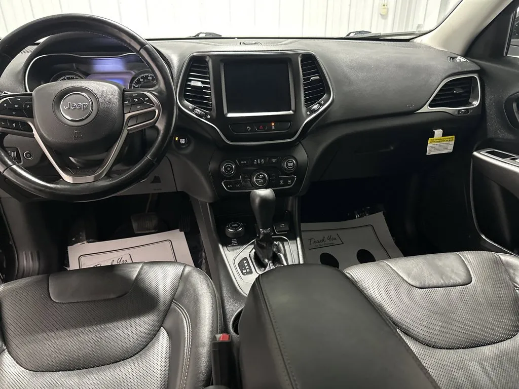 Jeep Cherokee photo 12