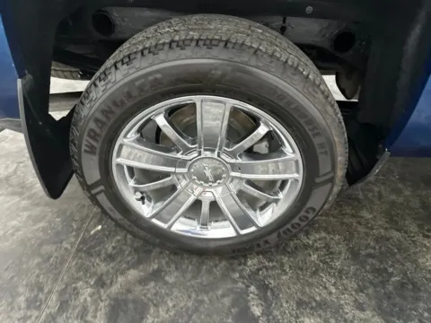 More photos of 2018 Chevrolet Silverado 1500 High Country at Integrity Motors Group, IN